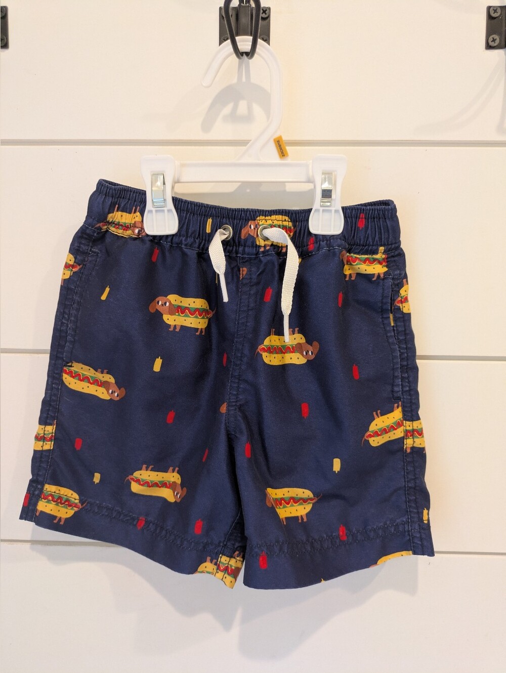 Hanna Andersson Hot Dog Swim Trunks, size 4